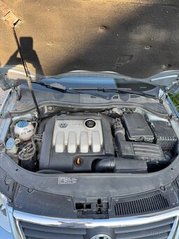 Volkswagen Passat B6 1.9 TDI - 13