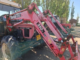 ZETOR Z 7245 4X4 + ČELNÍ NAKLADAČ - 13