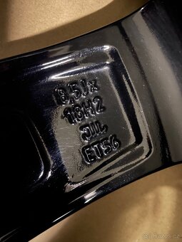 Original zimni alu kola Mercedes C r18 W205 S205 98% - 13