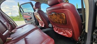 2005 Jaguar XJ8 L 4.2 V8 - 13