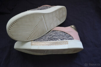 luxusní dívčí boty Michael Kors, Geox v.32,33,34 - 13