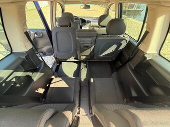 Opel Zafira 1.8 i - 7 míst - 13