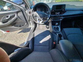 Hyundai i30 1.6 crdi  r.v 2018 havarovane pojizdne - 13