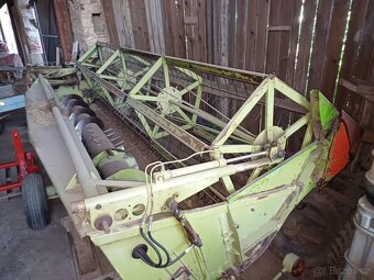Kombajn E 514 s lištou - 13