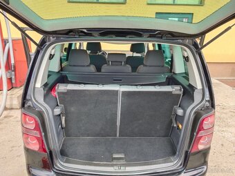 PRODÁM KRÁSNÝ VŮZ WV TOURAN FACELIFT 1.9 TDI 77KW BEZ KOROZE - 13