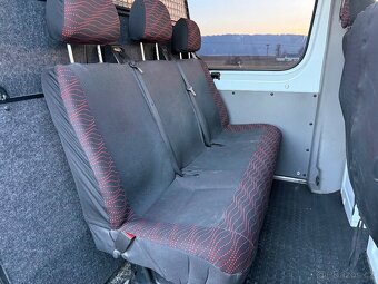 MB Sprinter 516 4x4 dílna + 6 místné - 13