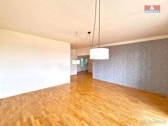 Prodej rodinného domu 8+2, 250 m², Neplachovice - 13