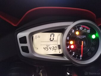 Triumph Tiger 1050 - 13