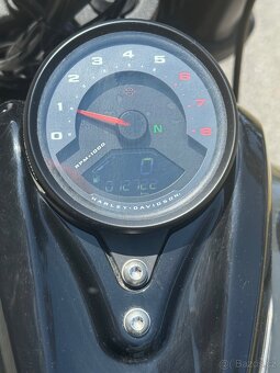 HARLEY DAVIDSON FAT BOB 107 - 13