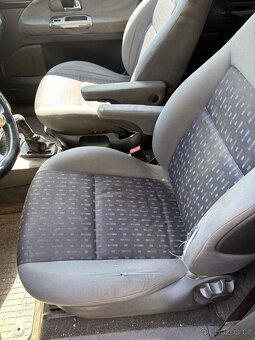 Ford galaxy 2004 1.9 tdi - 13