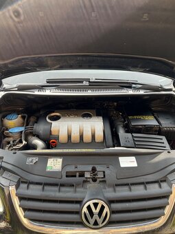 Volkswagen Touran 2.0 TDI 103 kW – tažné, výbava, nová STK - 13