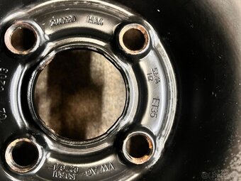 4x100 R14 plechové disky a Poklice originál VW Up - 13