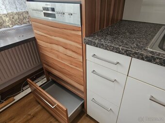 Kompletní kuchyně ONTARIO vč. SIEMENS spotřebičů - 13
