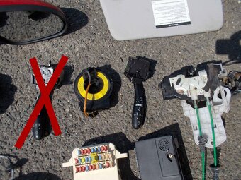 Díly interiéru Hyundai i30 - 13