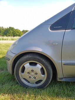 Mercedes A 170 cdi automat,výbava Elegance - 13