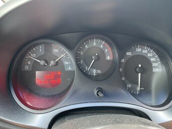 Seat Leon 1.4i 16V, r. 2006, klima, ALU, nová STK, 136000 km - 13