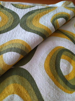 dečka ,pohovka, háčkovaný ubrus, dečky,přehoz na pohovku - 13