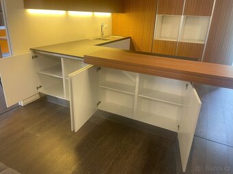 Kvalitní kuchyňská linka -NOVÁ - 13