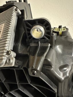 Octavia 4 lift světlo - 13