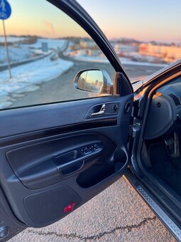 Škoda Octavia 2 RS TDI Combi, 125kw, DSG - 13