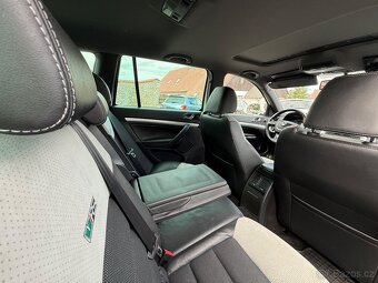 Škoda Octavia II RS 2.0tdi (125kw-CEGA) DSG-NAVI-TAŽNÉ-18”- - 13