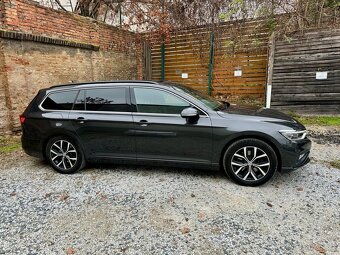 Volkswagen Passat 2.0 TDI 110 kW DSG, top výbava a stav - 13