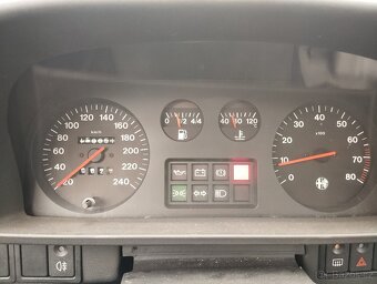 Alfa Romeo 33 1.7 16v - 13
