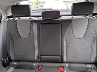 Škoda Ocravia IV 2.0 TDi kup ČR 10/2023 najeto 86 tis.KM - 13
