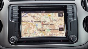 VW Tiguan 2,0 TDi 110kW Lounge r.v.2016 - 13