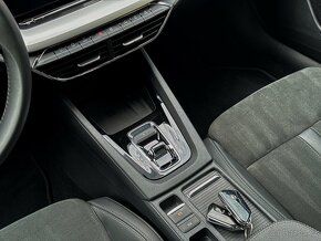 ŠKODA OCTAVIA MOD 2021 TOP VIRTUAL KAMERA DR. MODE CRYSTAL - 13