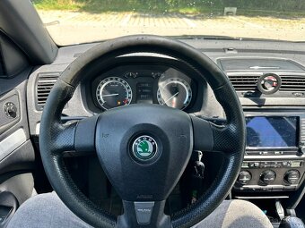 Škoda Octavia 2 RS 2.0 TFSI - 13