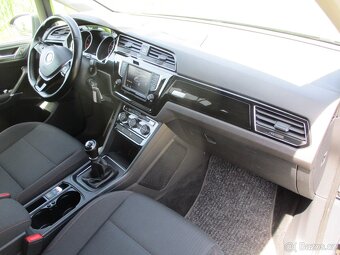 Volkswagen Touran 1.2TSi 81kW TAŽ Z. L+Z PNEU 2017 - 13