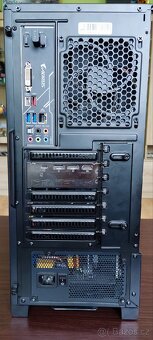 RX 6800, R5 5600x, 16GB RAM, 1TB M.2, 750W 80+ Gold - 13