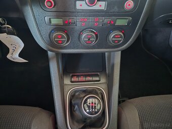 Volkswagen Golf V kombi 1,4TSi 90kW nové  řetězové rozvody - 13