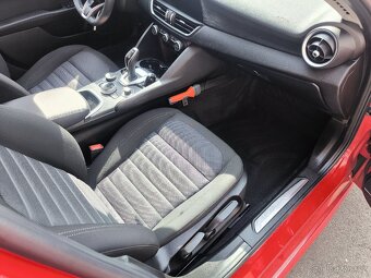 Alfa Romeo Giulia 2.0tb super - 13
