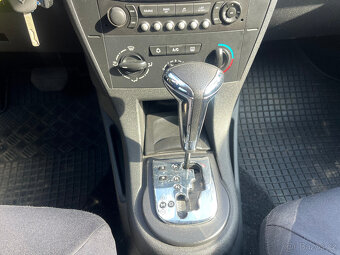 Citroën C4 1.6i 16v 80Kw AUTOMAT ČR - 13