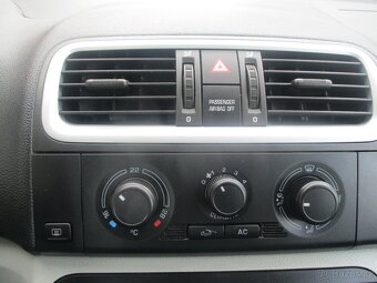 Škoda Fabia 1.2 HTP KLIMA - 13