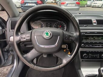 Škoda Octavia Combi 1.6TDI 77kW klima tažné 135tkm 2012 STK - 13