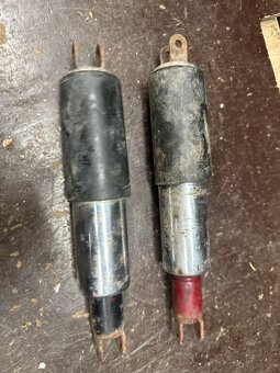 Predám zadní tlumiče na motocykle JAWA ČZ 125 175 250 350 - - 13