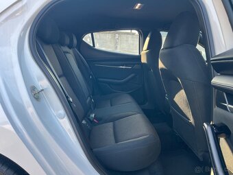 Mazda 3 2.0 Skyactiv-G122 Led, Head UP, adaptivny tempomat - 13