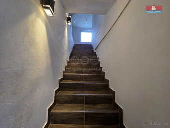 Prodej rodinného domu, 288 m², Městec Králové, ul. Žižkova - 13