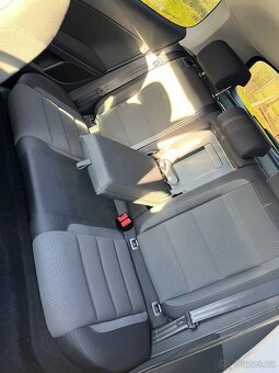 Volkswagen Golf 6 - 13