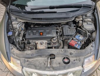 Honda civic 8 - 1.8 VTEC - Benzin - 13