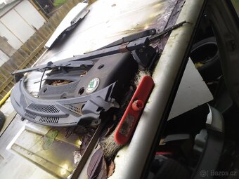 Renault Trafic Vivaro Primastar 1.9 dci 74kw díly - 13