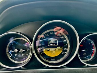 Mersedes-Benz C220 W204 - 13