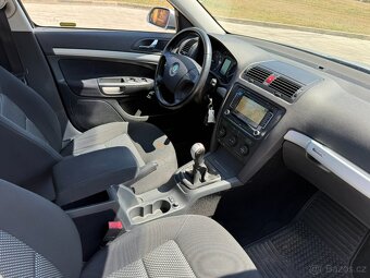 Škoda Octavia Scout 4x4 2.0TDi 103kW manuál, 9/2008 původ ČR - 13