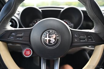 Alfa Romeo Giulia 2.9 V6 Quadrifoglio 375KW 2/17 - 13