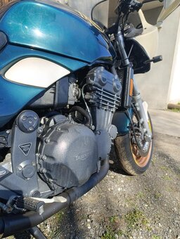 youngtimer Triumph Sprint 900 - 13