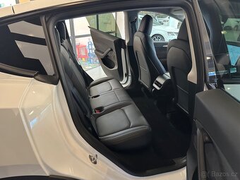 TESLA MODEL Y LONG RANGE DUAL MOTOR M2022 ZÁRUKA CZ DPH - 13