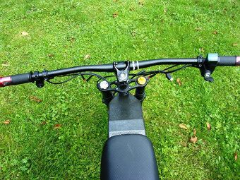 Elektromotorka 7kW se šlapátky, můžete všude jako na kole - 13